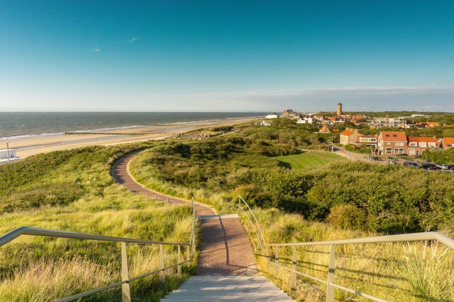 'Relax Lodge Sea' - Wellness Lodge In Zeeland - Private Sauna - Airco - Garden - Outdoor Swimming Pool - Free Wifi, Towels & Bed Linen Heinkenszand 外观 照片